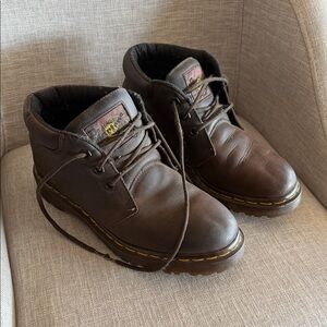 Dr. Martens unisex Vintage Dark Brown Leather Chukka Boots